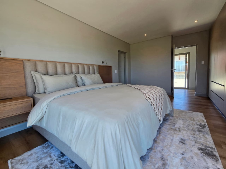 4 Bedroom Property for Sale in Outeniqua Strand Western Cape